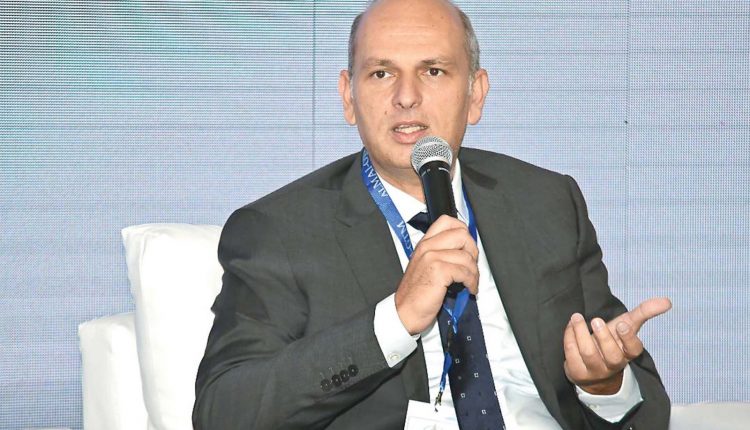 أيمن سامي، مدير شركة جيه إل إل مصر