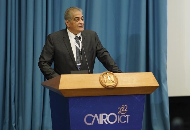 أسامة كمال