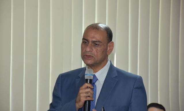 الدكتور محمد عزام