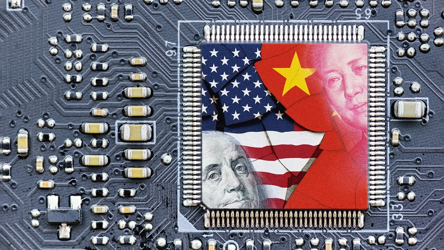 صراع أمريكي صيني على صناعة الرقائق الإلكترونية
