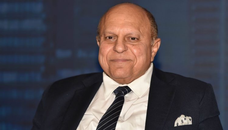 المهندس هاني محمود، وزير الاتصالات الأسبق، ورئيس شركة فودافون مصر