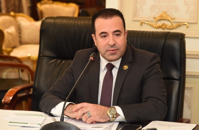 أحمد بدوي رئيس لجنة الاتصالات بمجلس النواب