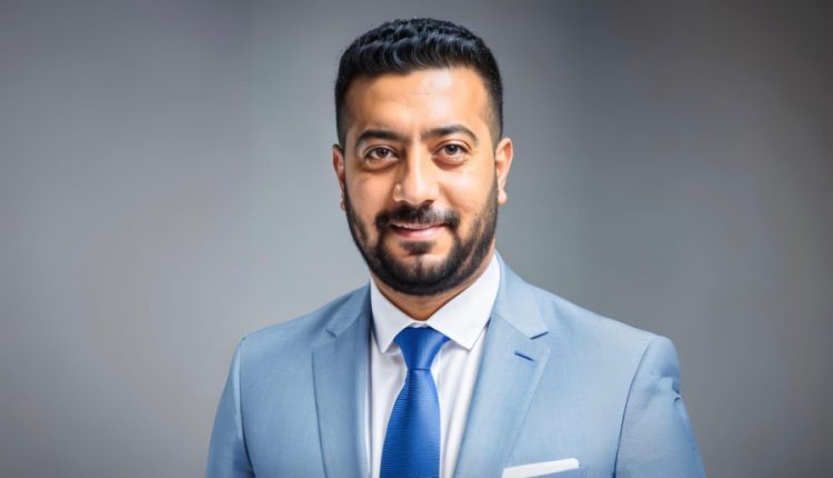 الدكتور مينا مجدي الرئيس التنفيذي والعضو المنتدب لمجموعة سترونج بلاك للخدمات التسويقية