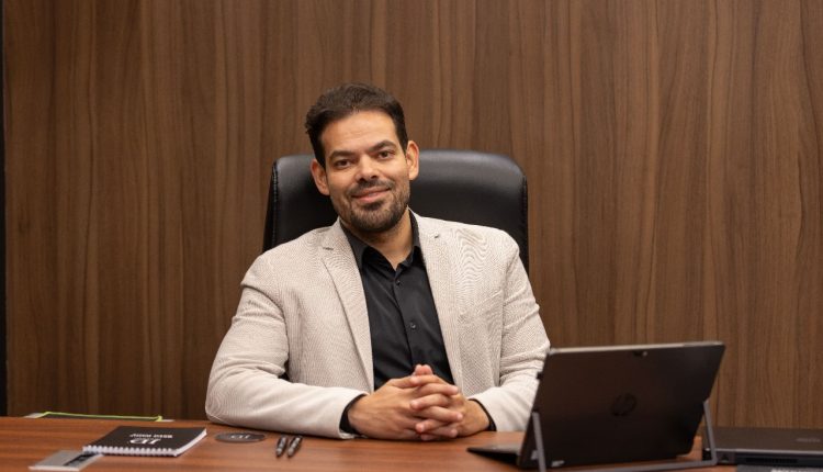 الدكتور أحمد العتر، رئيس مجلس إدارة شركة JD HOLDING