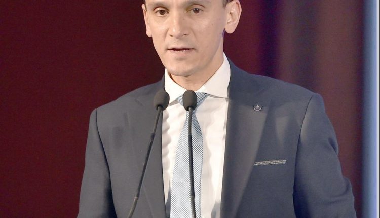 مساعد وزير الإسكان