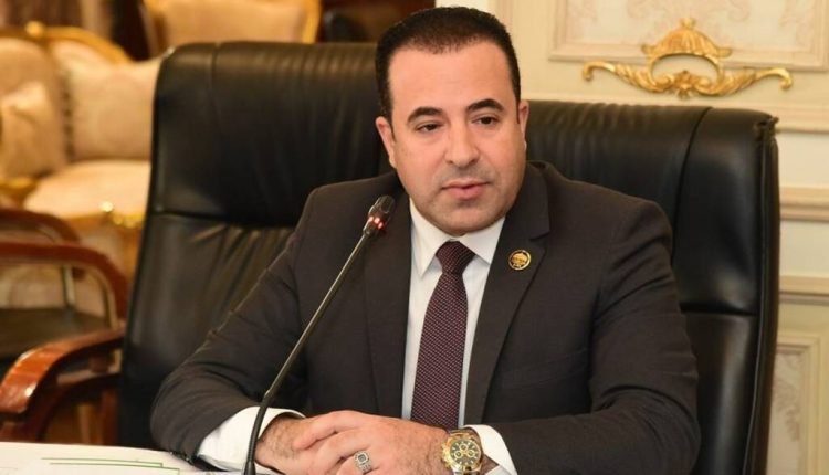 النائب أحمد بدوي رئيس لجنة اتصالات النواب