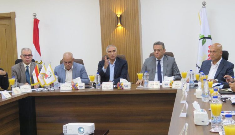 اجتماع الوحدة المركزية لسياسات التعامل مع الأراضي المضافة