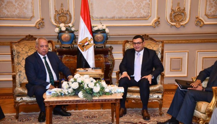 وزير الإسكان