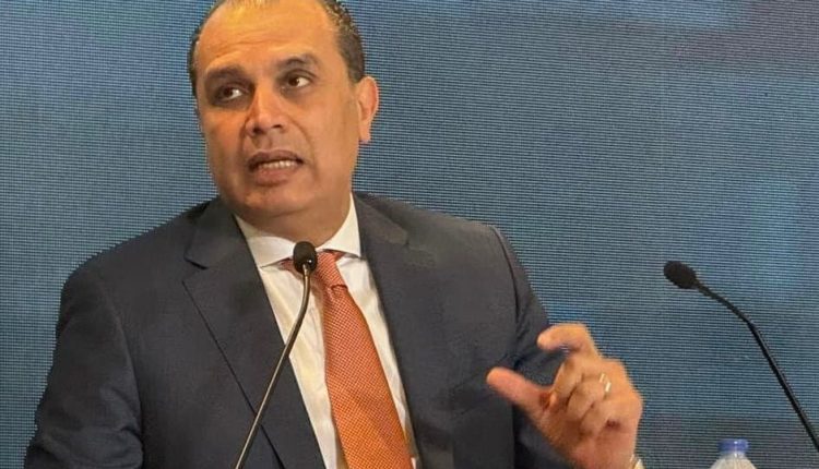 الدكتور هشام بدر