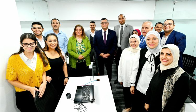 زيارة وزير الإسكان لصندوق الإسكان الاجتماعي ودعم التمويل العقاري