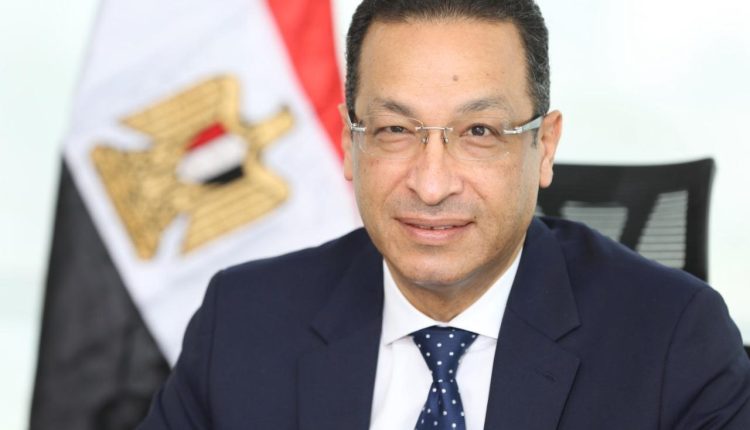 رأفت هندي وزير الاتصالات وتكنولوجيا المعلومات